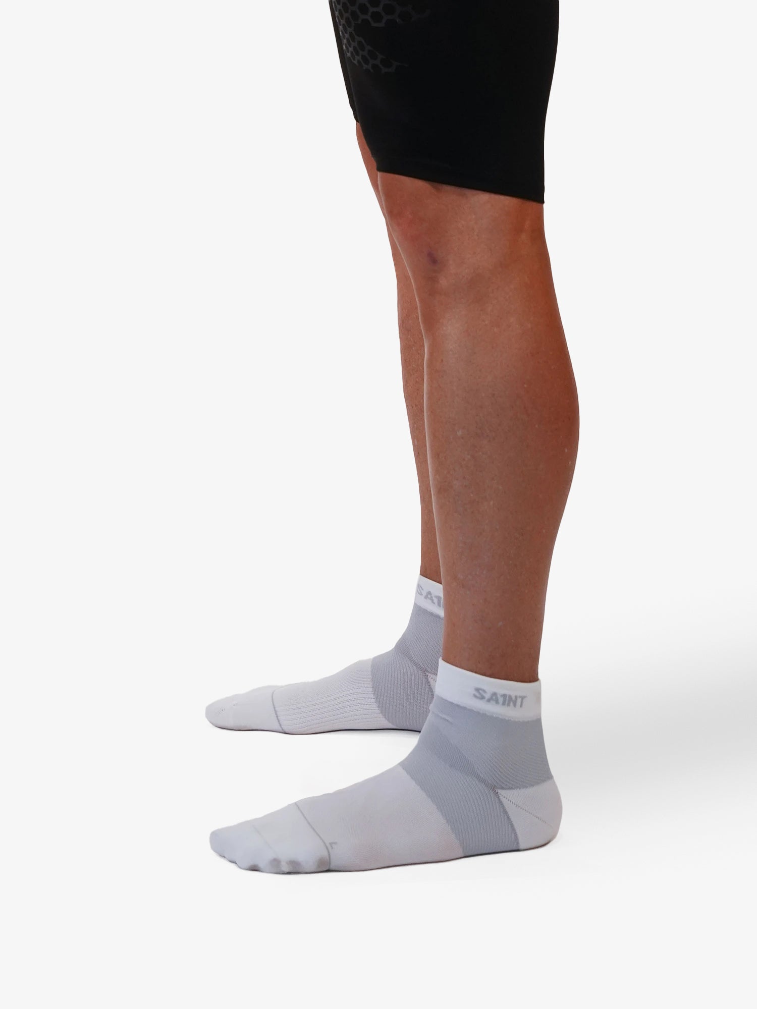 Low-Cut Ankle Support Socks - White