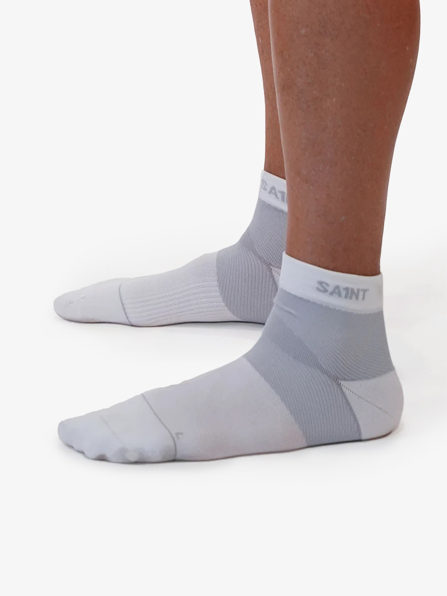 Low-Cut Ankle Support Socks - White