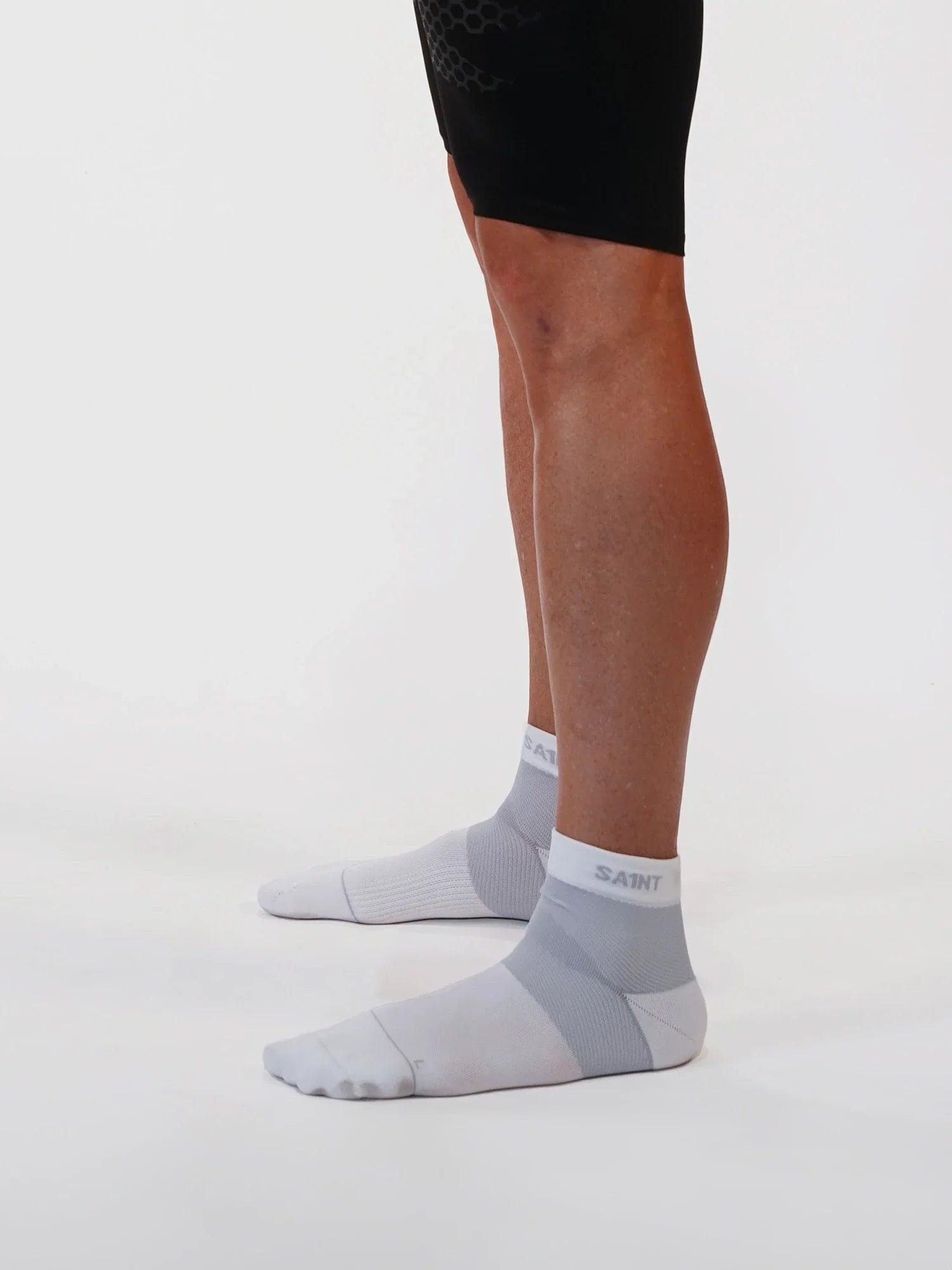 Low-Cut Ankle Support Socks - White